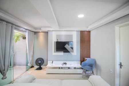 Sala de casa para alugar com 2 quartos, 60m² em Vila Bandeirantes, Nova Iguaçu