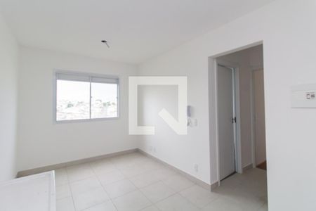 Sala/Cozinha de apartamento para alugar com 2 quartos, 32m² em Vila Nova Curuca, São Paulo