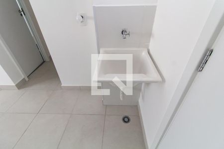 Sala/Cozinha de apartamento para alugar com 2 quartos, 32m² em Vila Nova Curuca, São Paulo