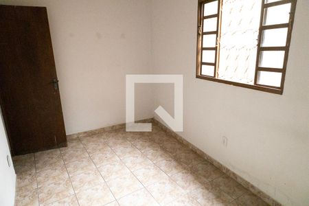 Quarto 1 de casa para alugar com 2 quartos, 250m² em Piratininga, Belo Horizonte
