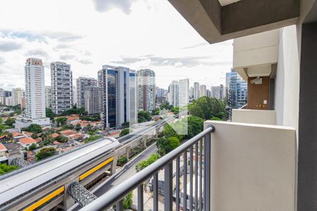 Varanda de kitnet/studio para alugar com 1 quarto, 24m² em Vila Cordeiro, São Paulo