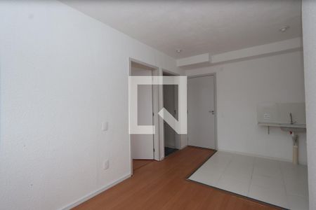 Sala de apartamento para alugar com 2 quartos, 35m² em Fazenda da Juta, São Paulo