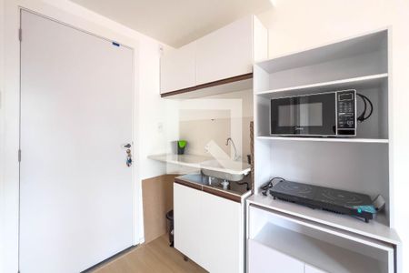 Cozinha de kitnet/studio para alugar com 1 quarto, 25m² em Chácara Inglesa, São Paulo