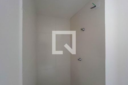 Banheiro de kitnet/studio para alugar com 1 quarto, 25m² em Chácara Inglesa, São Paulo