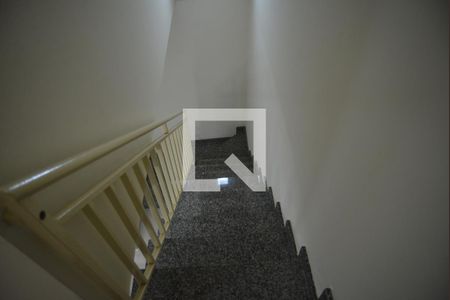 EScada de casa à venda com 3 quartos, 100m² em Parque Oratório, Santo André
