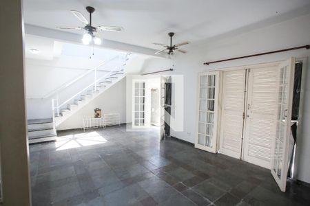 Sala de casa à venda com 4 quartos, 183m² em Taquara, Rio de Janeiro