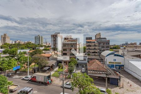 Sala/Quarto de kitnet/studio para alugar com 1 quarto, 26m² em Passo D’areia, Porto Alegre