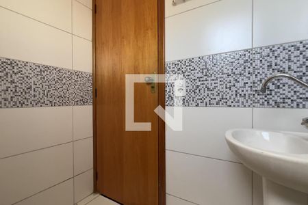 Banheiro 1 de apartamento para alugar com 2 quartos, 63m² em Jardim Silvestre, Guarulhos