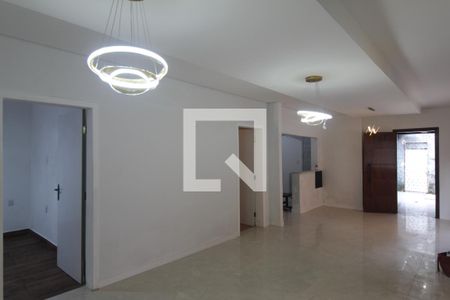 Sala de casa para alugar com 2 quartos, 85m² em Maria Helena, Belo Horizonte