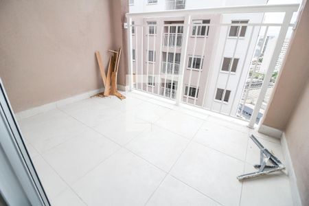 Varanda de apartamento para alugar com 2 quartos, 36m² em Parque Industrial Tomas Edson, São Paulo
