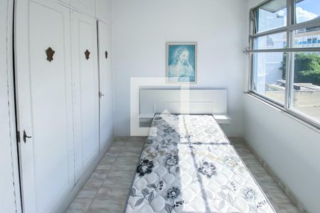 Quarto 1  de apartamento para alugar com 2 quartos, 70m² em Laranjeiras, Rio de Janeiro