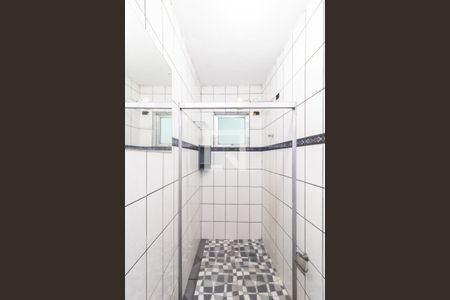 Banheiro da Suíte de casa para alugar com 1 quarto, 60m² em Jardim Maia, São Paulo