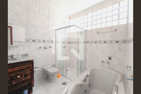 Banheiro da Suíte de casa para alugar com 4 quartos, 179m² em Vila Joana, Jundiaí