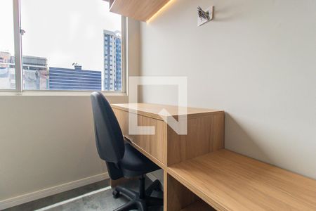 Detalhe de apartamento para alugar com 1 quarto, 42m² em Centro, Curitiba