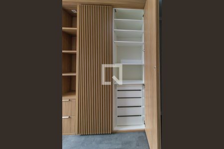 Detalhe Sala de apartamento para alugar com 1 quarto, 42m² em Centro, Curitiba