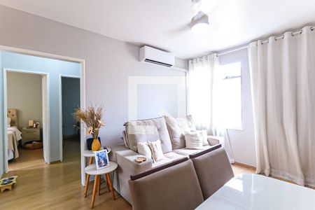 Sala de apartamento para alugar com 2 quartos, 58m² em Inhaúma, Rio de Janeiro