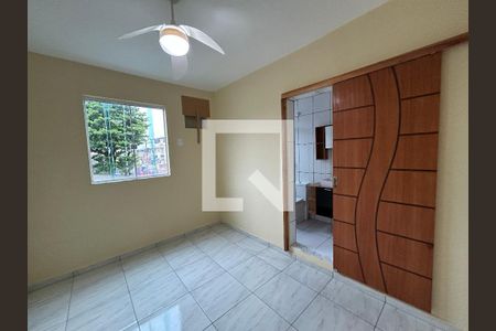 Quarto de casa para alugar com 2 quartos, 144m² em Bento Ribeiro, Rio de Janeiro