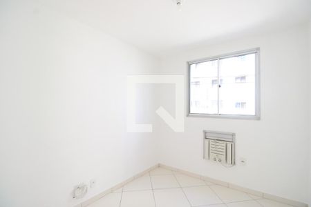 Quarto 1 de apartamento para alugar com 2 quartos, 55m² em Recreio dos Bandeirantes, Rio de Janeiro