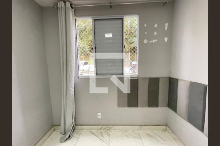 Quarto 1 de apartamento para alugar com 2 quartos, 40m² em Lajeado, Cotia