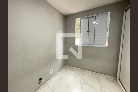 Quarto 2 de apartamento para alugar com 2 quartos, 40m² em Lajeado, Cotia