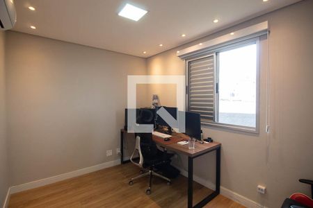 Quarto 2 de apartamento para alugar com 2 quartos, 50m² em Vila Gustavo, São Paulo