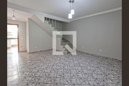 Casa para alugar com 3 quartos, 280m² em Vila Palmeiras, São Paulo