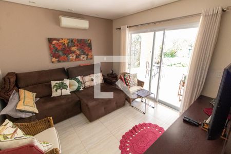 SALA  DE TV de casa de condomínio à venda com 3 quartos, 414m² em Loteamento Alphaville Campinas, Campinas