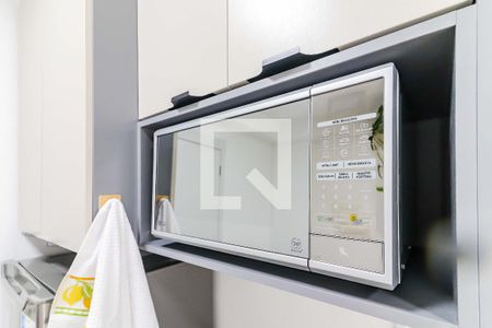 Sala / Cozinha de apartamento para alugar com 1 quarto, 25m² em Vila Butantã, São Paulo