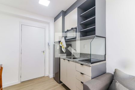 Sala / Cozinha de apartamento para alugar com 1 quarto, 25m² em Vila Butantã, São Paulo