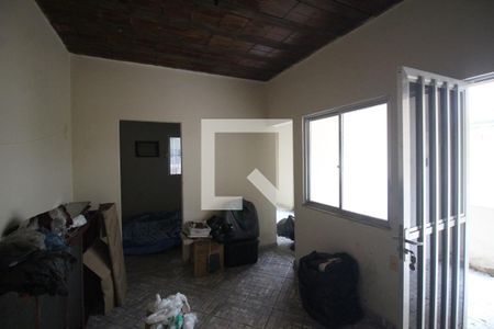 Sala de casa para alugar com 2 quartos, 60m² em Heliópolis, Belford Roxo