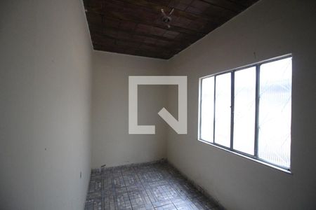 Quarto 2 de casa para alugar com 2 quartos, 60m² em Heliópolis, Belford Roxo