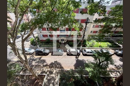 Vista  de apartamento à venda com 2 quartos, 48m² em Santo Amaro, São Paulo