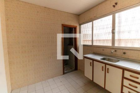 Cozinha de casa para alugar com 1 quarto, 40m² em Fonseca, Niterói