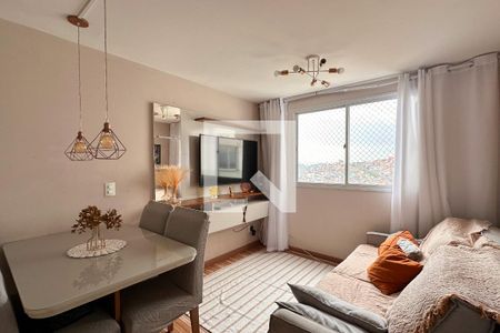 Sala de apartamento para alugar com 2 quartos, 50m² em Santa Terezinha, São Bernardo do Campo