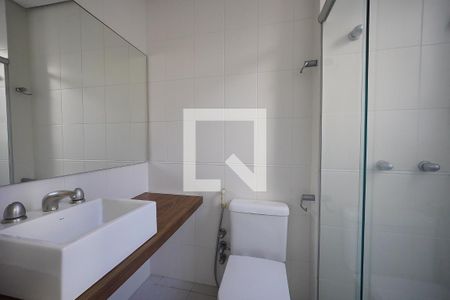 Banheiro da Suíte 1 de apartamento para alugar com 3 quartos, 140m² em Centro, Florianópolis