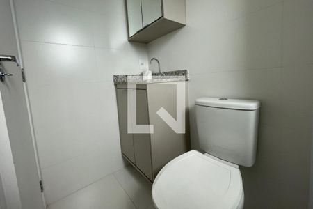 Banheiro de kitnet/studio para alugar com 1 quarto, 24m² em Jardim São Paulo, São Paulo