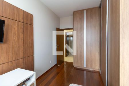 Quarto 1 de apartamento à venda com 3 quartos, 120m² em Itapoã, Belo Horizonte
