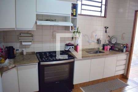 Cozinha - Armários de casa para alugar com 3 quartos, 250m² em Independência, Ribeirão Preto