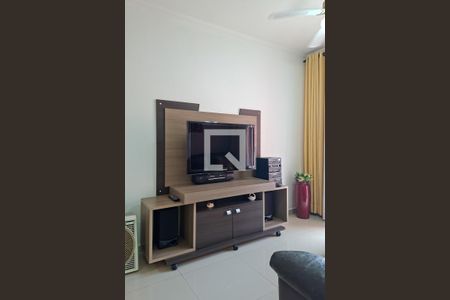 Sala de apartamento para alugar com 1 quarto, 75m² em Vila Tupi, Praia Grande