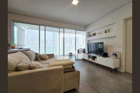Sala/Cozinha de apartamento à venda com 1 quarto, 70m² em Itaim Bibi, São Paulo