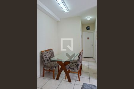 Sala de apartamento para alugar com 2 quartos, 55m² em Cidade Ocian, Praia Grande