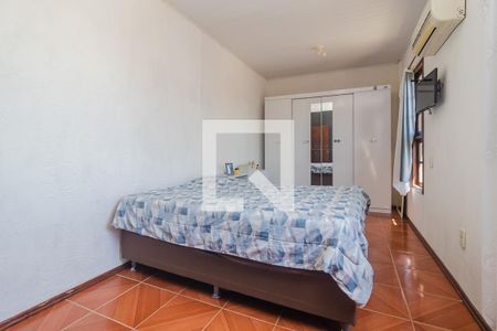 Casa à venda com 2 quartos, 50m² em Coronel Aparicio Borges, Porto Alegre
