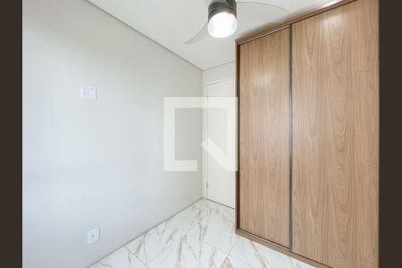 Quarto 2 de apartamento para alugar com 2 quartos, 37m² em Presidente Altino, Osasco