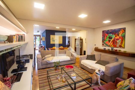 Sala de casa para alugar com 3 quartos, 140m² em Santo Amaro, São Paulo