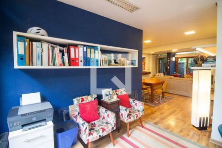 Escritório / Sala de  Tv de casa para alugar com 3 quartos, 140m² em Santo Amaro, São Paulo