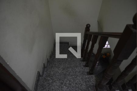 Escada de casa à venda com 3 quartos, 127m² em Vila Curuçá, Santo André