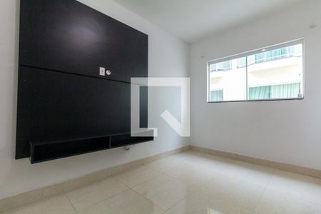 Sala de casa de condomínio para alugar com 2 quartos, 74m² em Vila Paranagua, São Paulo