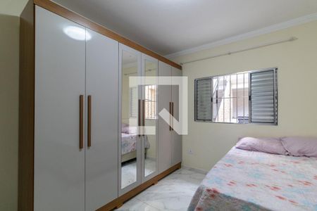Quarto 2 de casa à venda com 2 quartos, 150m² em Parque Guarani, São Paulo
