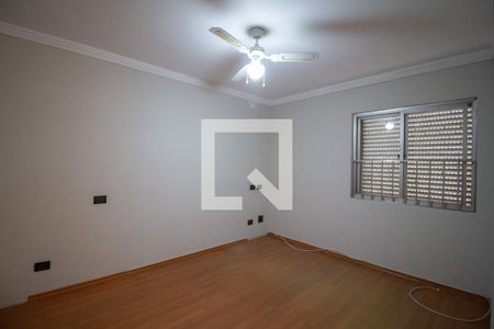 Suite  de apartamento para alugar com 3 quartos, 145m² em Centro, Sorocaba