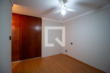 Suite  de apartamento para alugar com 3 quartos, 145m² em Centro, Sorocaba